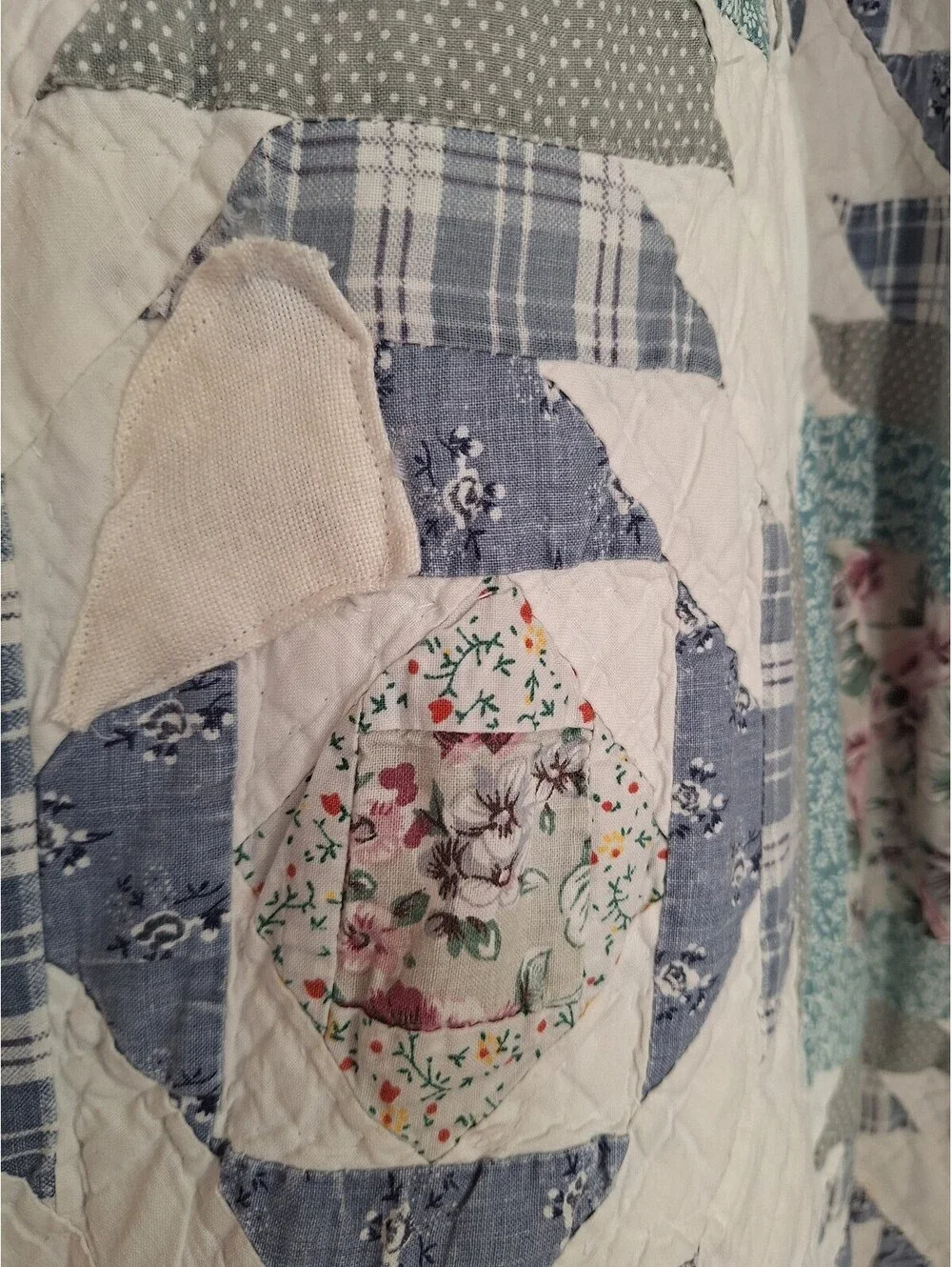 Vintage quilt, farmhouse, cottage, 77